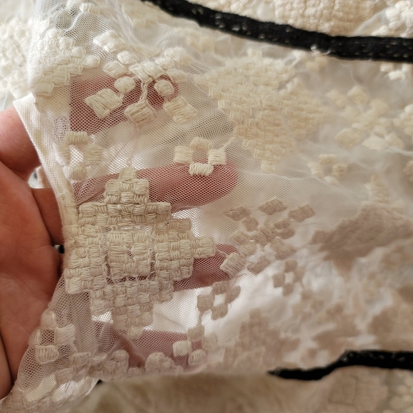 SoHo White summer dress - Picture 5 of 10